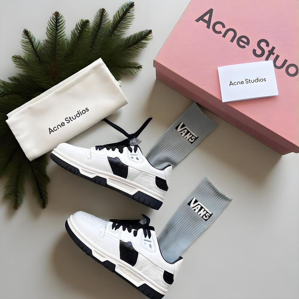 Acne Studios White Black Leather Chunky Sole Sneakers