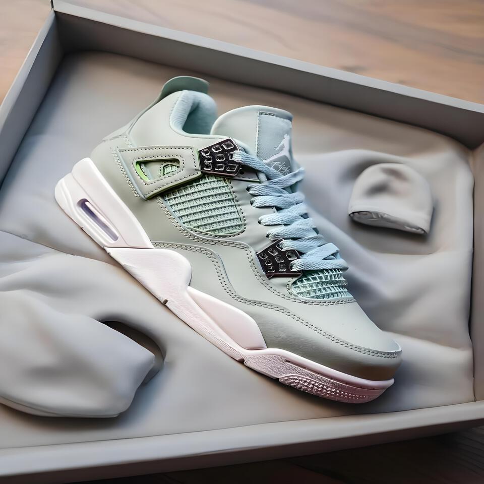 Air Jordan 4 Retro 