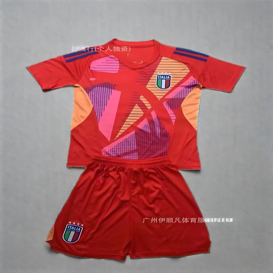 Breathable Italian Red Goalkeeper Jersey Fashion Soccer Uniform