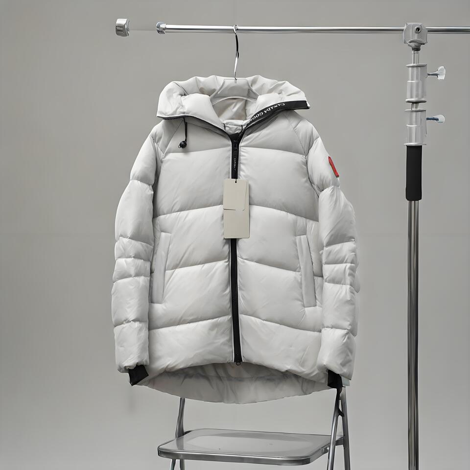Canada Goose Light Gray Hooded Down Coat Unisex Warm Windproof