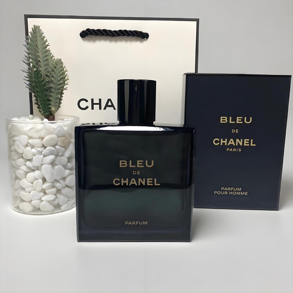 Chanel Bleu de Chanel Eau de Parfum for Men, Luxury Men's Fragrance
