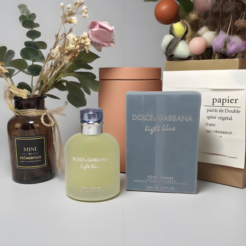 D&G Light Blue Men Eau de Toilette | Fresh Citrus Fragrance for Men