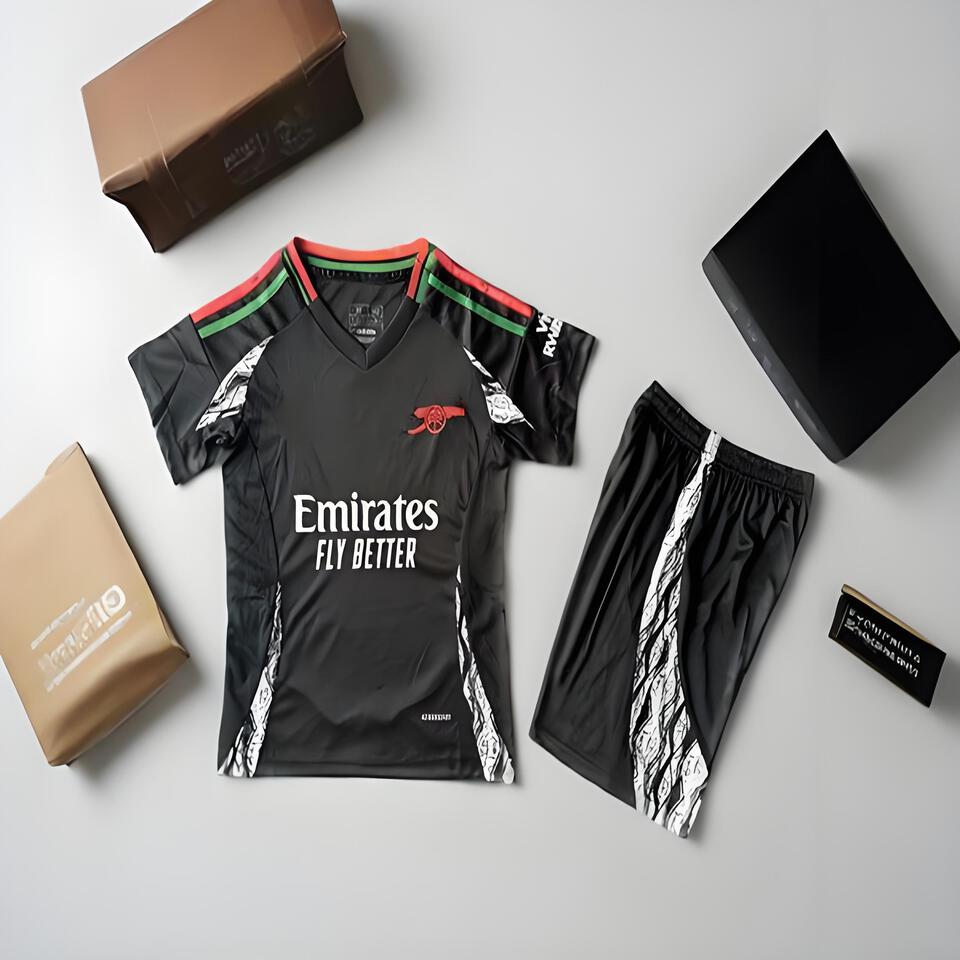 Emirates Sporty Black Red Breathable Fashion Outfit