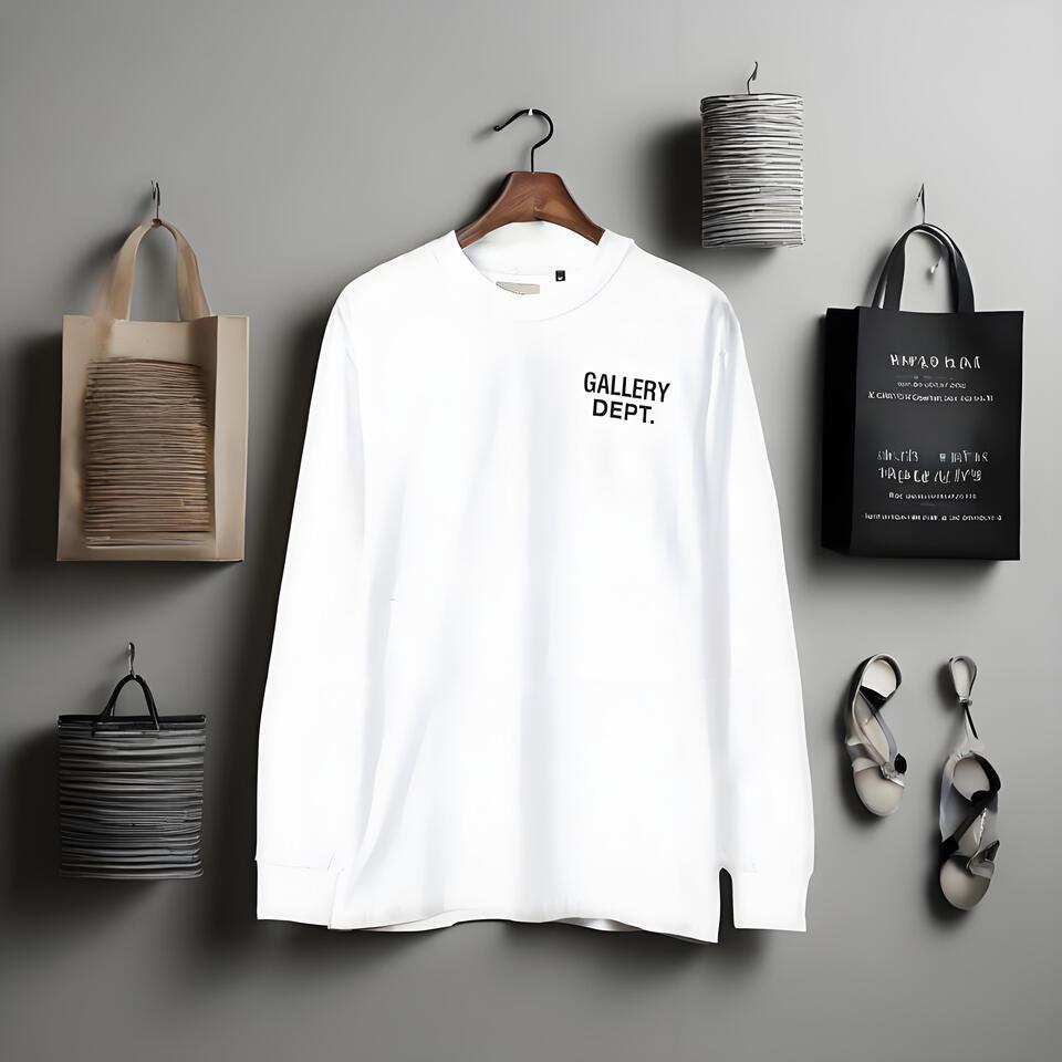 Gallery Dept White Loose Fit Long Sleeve Cotton T-Shirt