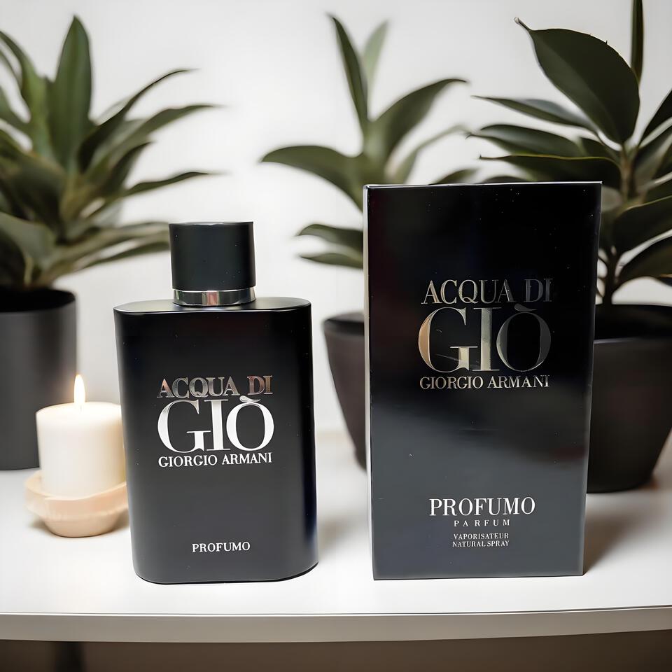 Giorgio Armani Acqua di Gio Men's Eau de Toilette | Long Lasting Black Bottle Fragrance