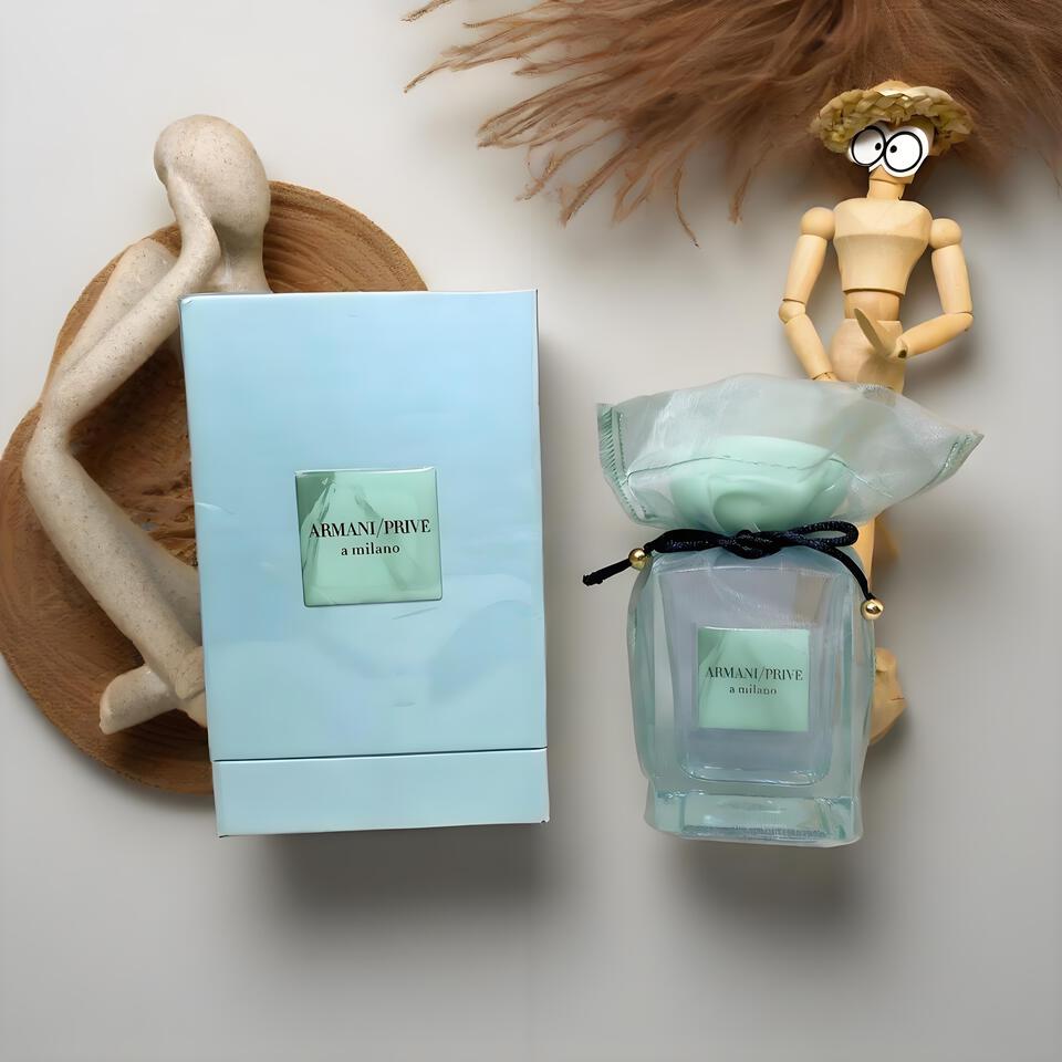 Giorgio Armani Privé Milano Azure Elegant Unisex Perfume