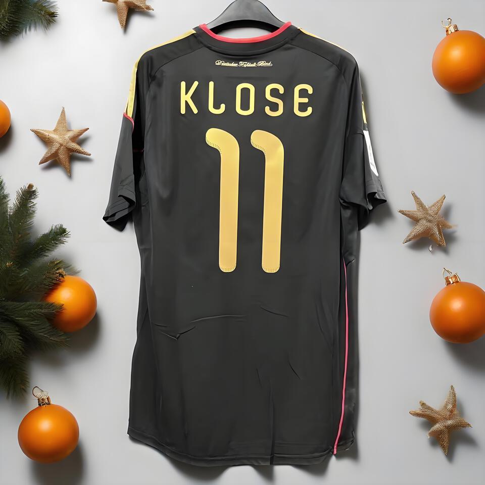 Klose 11 Germany Black Breathable Moisture-Wicking Retro Football Jersey