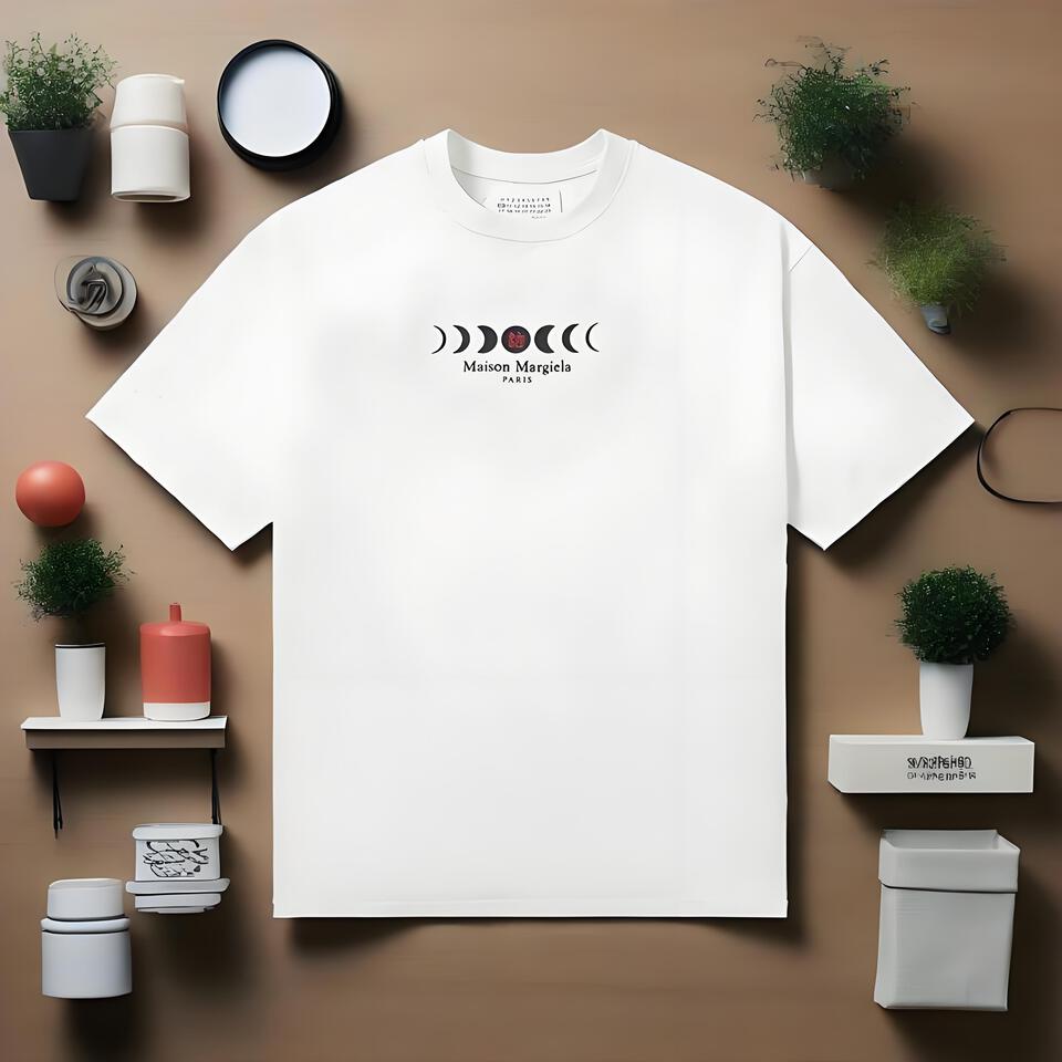 Maison Margiela White Cotton Moon Graphic Loose T-Shirt