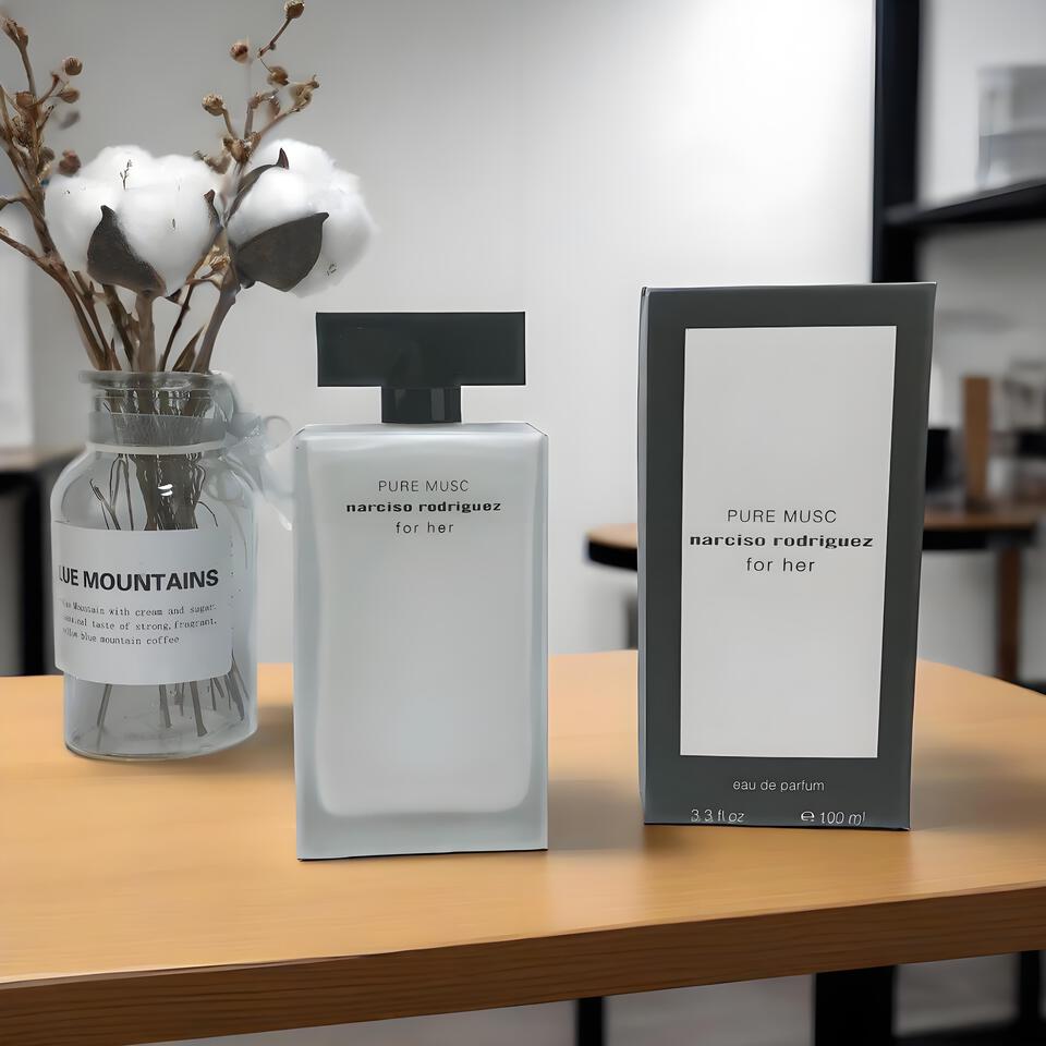 Narciso Pure Musc for Her White Women's Perfume Eau de Toilette