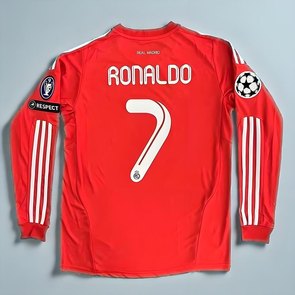Real Madrid CR7 Long Sleeve Jersey - Breathable Red Football Shirt