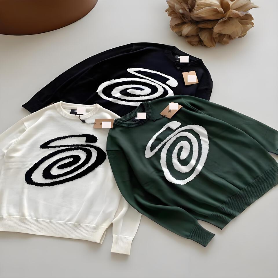 Spiral Totem Unisex Crewneck Sweater Street Fashion Knit Top