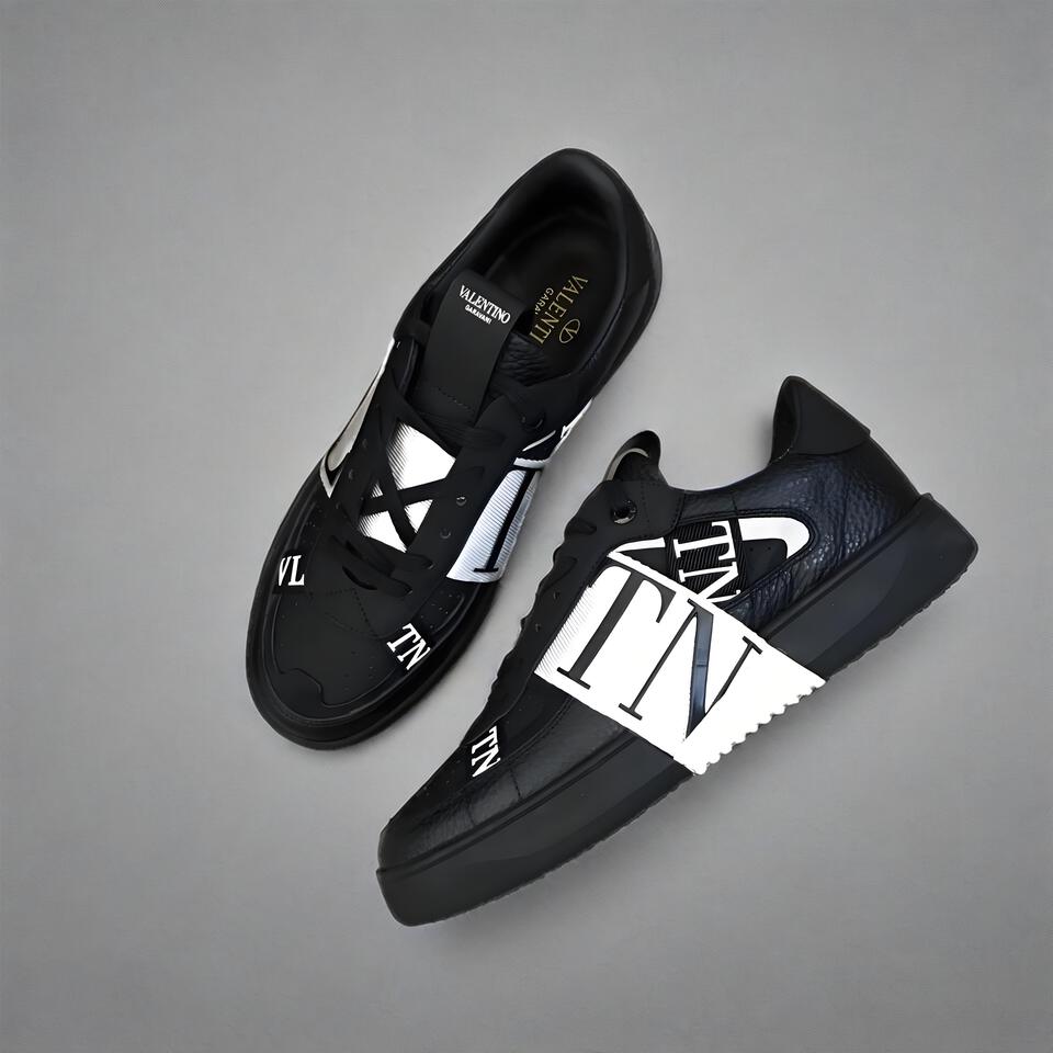 Valentino VLTN Black White Sneakers | Luxe荔枝 Leather Low-Top Shoes