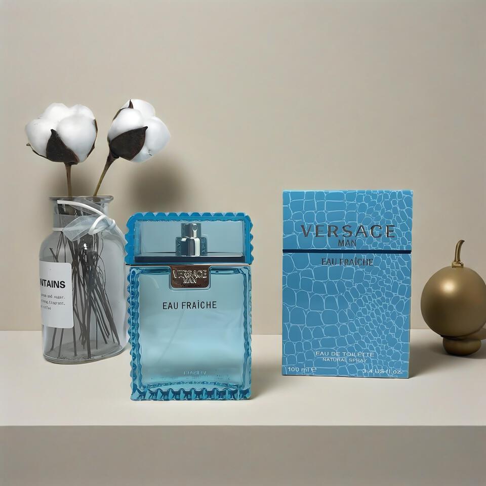 Versace Pour Homme Dylan Blue Eau de Toilette | Long-Lasting Men's Fragrance