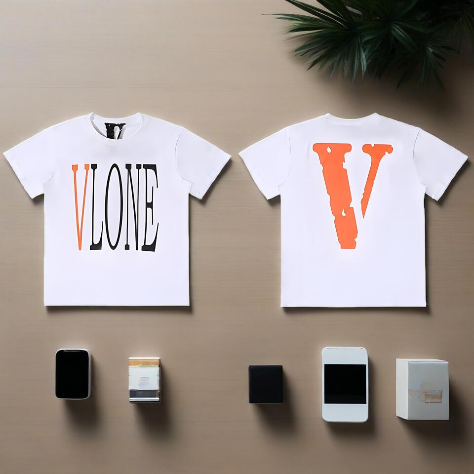 VLONE White Cotton Distressed Print Short Sleeve T-Shirt