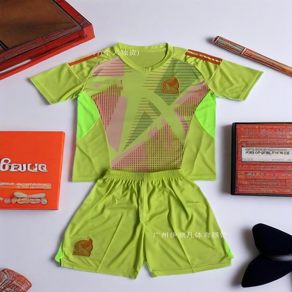 Yisofun Mexico Goalkeeper Fluorescent Green Red Stripe Breathable Sports Set Men Women