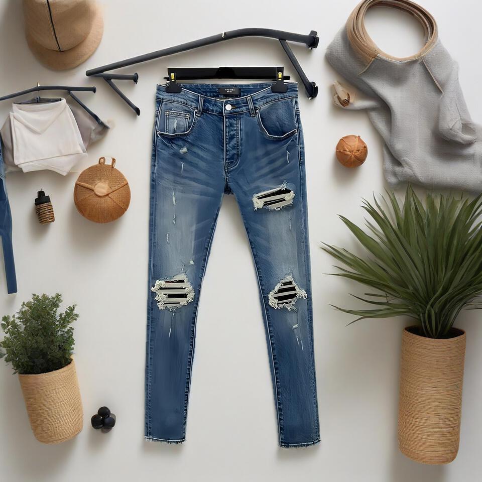 ZARA Ripped Denim Jeans | Blue Straight Leg | Vintage Wash